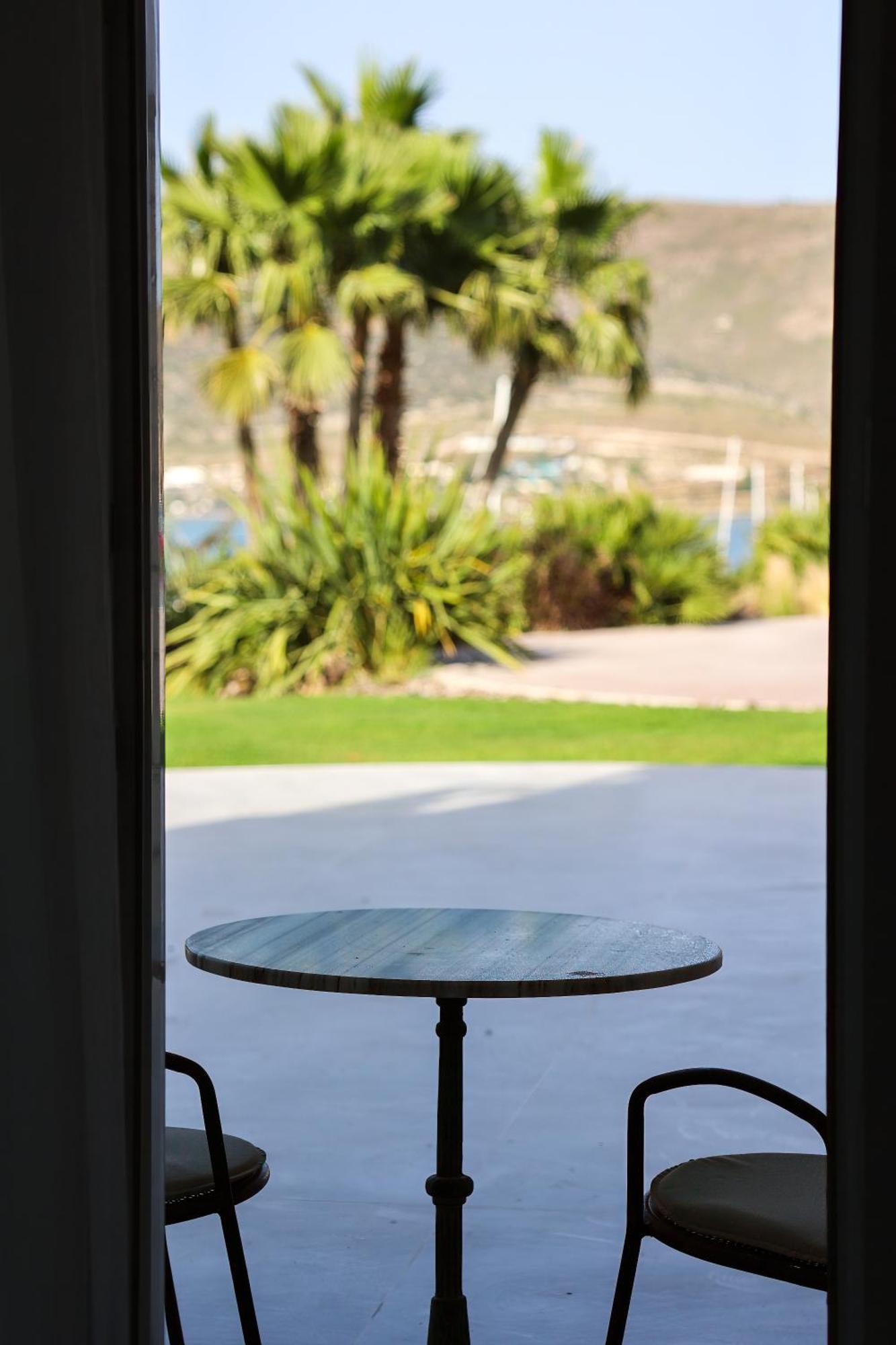 Marin Alacati Hotel Bagian luar foto